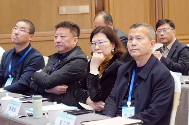 1777275203139052.jpg 参会人员1.jpg